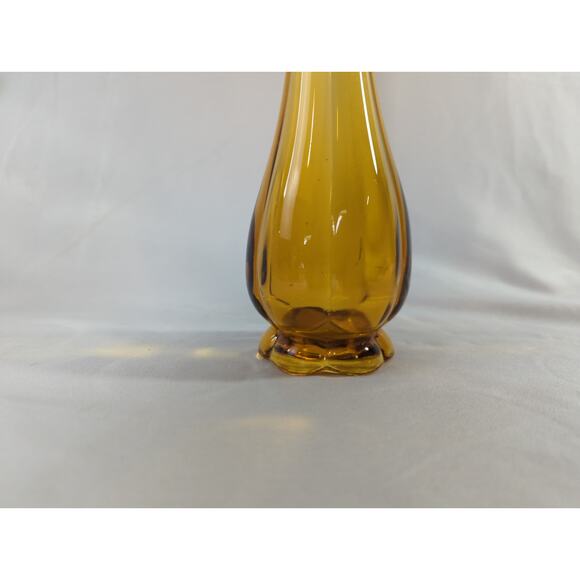 Vintage MCM Viking Amber Glass Swung Vase 6 Petal Base 17" - Picture 4 of 7
